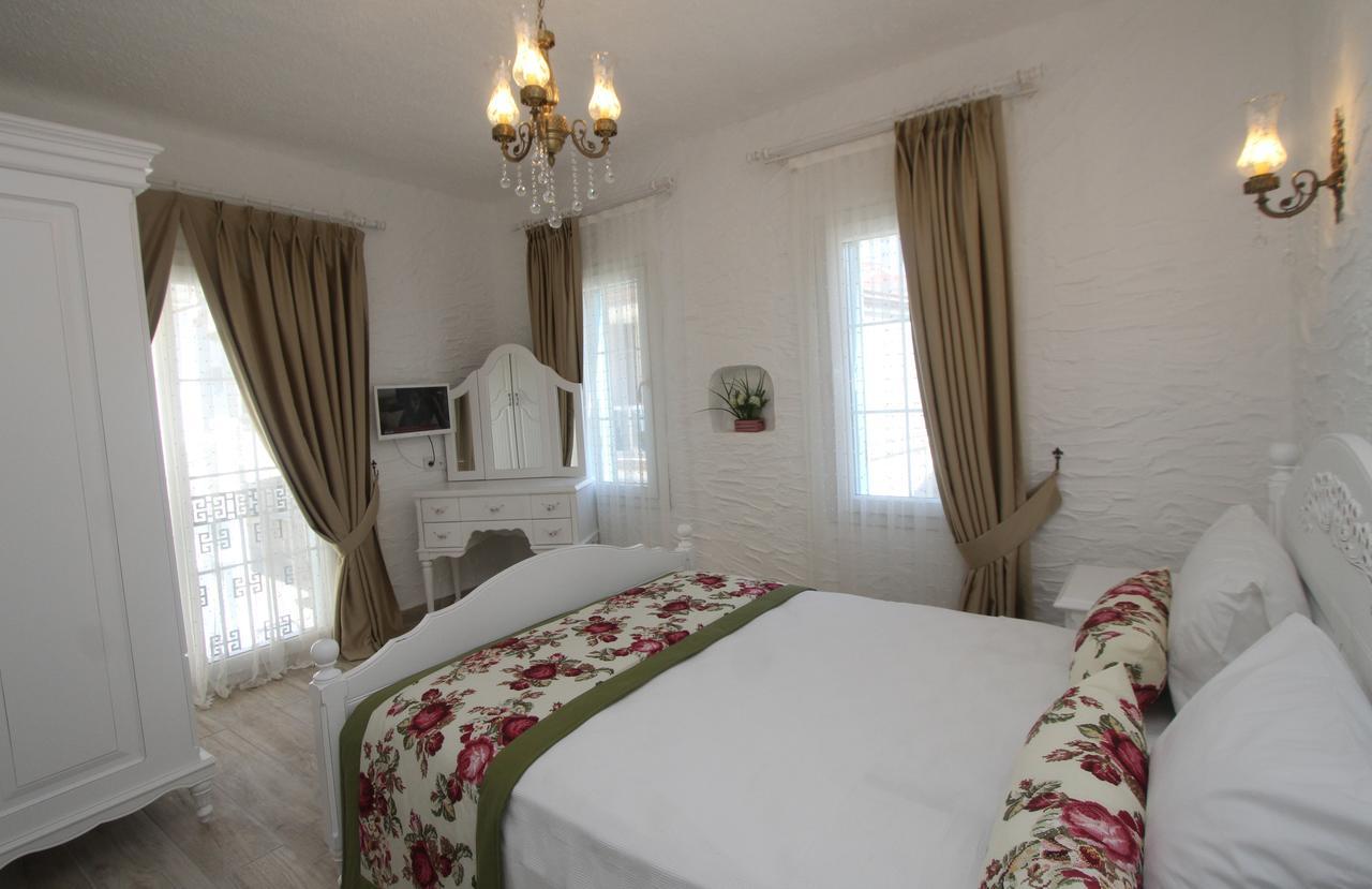 Alya Mou Butik Hotel Çeşme Buitenkant foto