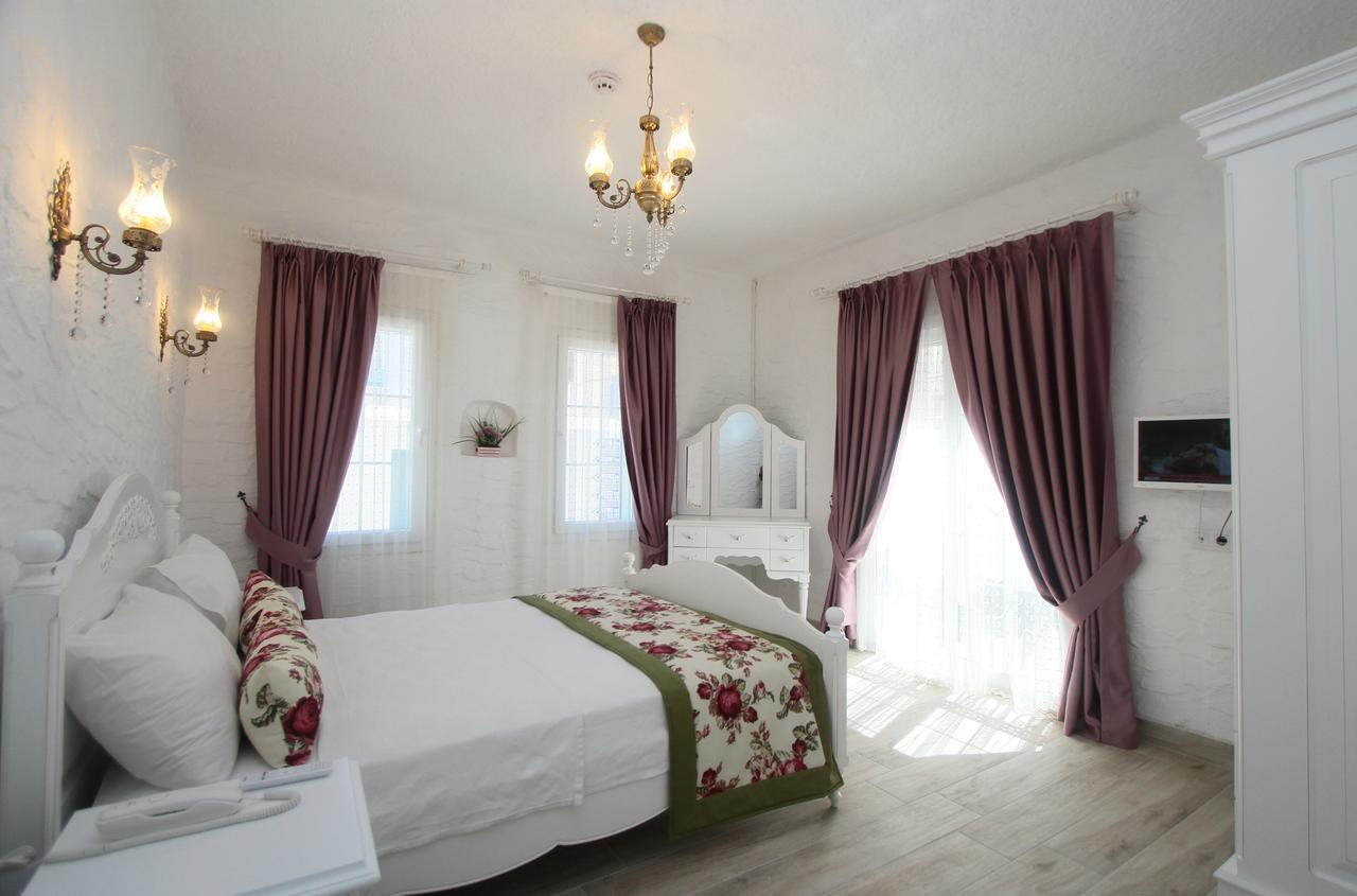 Alya Mou Butik Hotel Çeşme Buitenkant foto